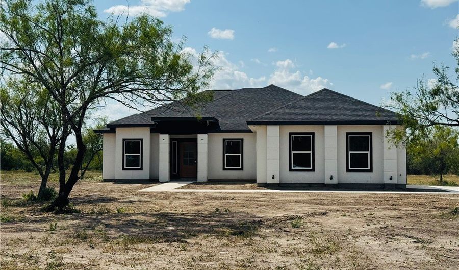 6081 US HWY 359, Alice, TX 78332 - 4 Beds, 2 Bath