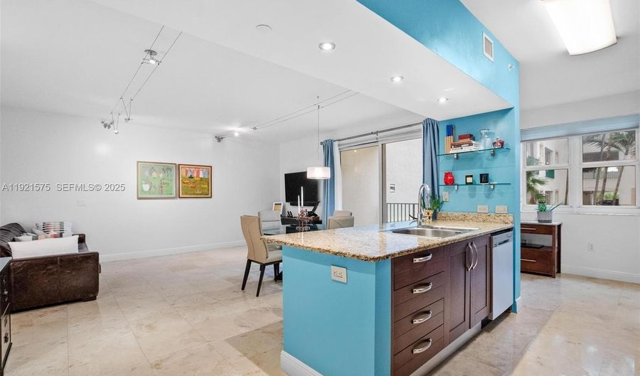 19900 E Country Club Dr 212, Aventura, FL 33180 - 1 Beds, 1 Bath