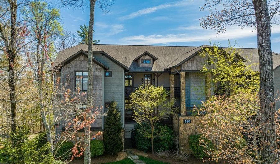 590 Chattooga Ridge Trl A, Cashiers, NC 28717 - 3 Beds, 3 Bath