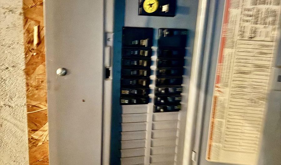 711 Francisco Ave, Alma, MI 48801 - 4 Beds, 1 Bath