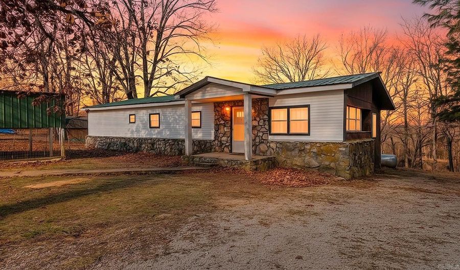 951 AA Hwy, Alton, MO 65606 - 3 Beds, 1 Bath
