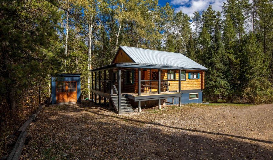 704 SUNSET Dr, Alpine, WY 83128 - 2 Beds, 2 Bath