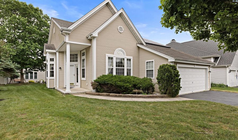 6 RAPIDS Ct, Barnegat, NJ 08005 - 2 Beds, 2 Bath