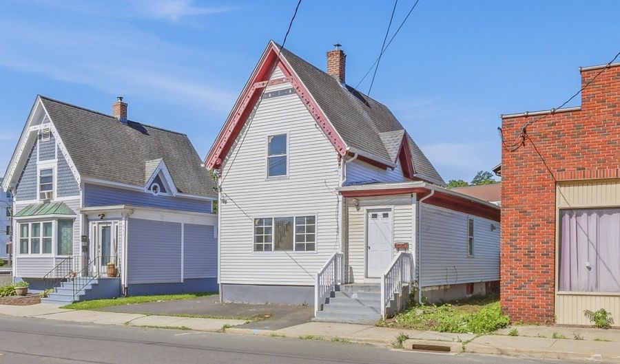 527 N Main St, Bristol, CT 06010 - 4 Beds, 2 Bath