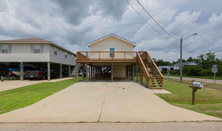 10025 W Alabama St, Bay St. Louis, MS 39520 - 2 Beds, 1 Bath