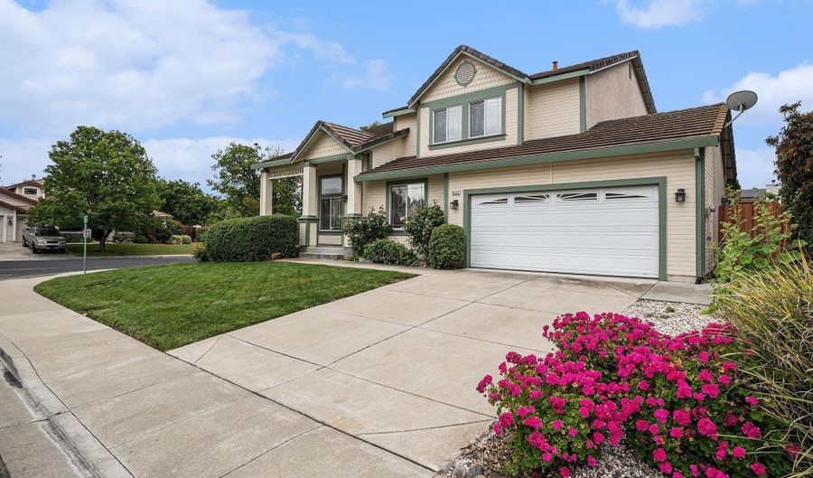 5032 Apache Ct, Antioch, CA 94531 - 4 Beds, 3 Bath