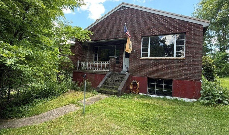3641 Green Garden Rd, Aliquippa, PA 15001 - 3 Beds, 0 Bath