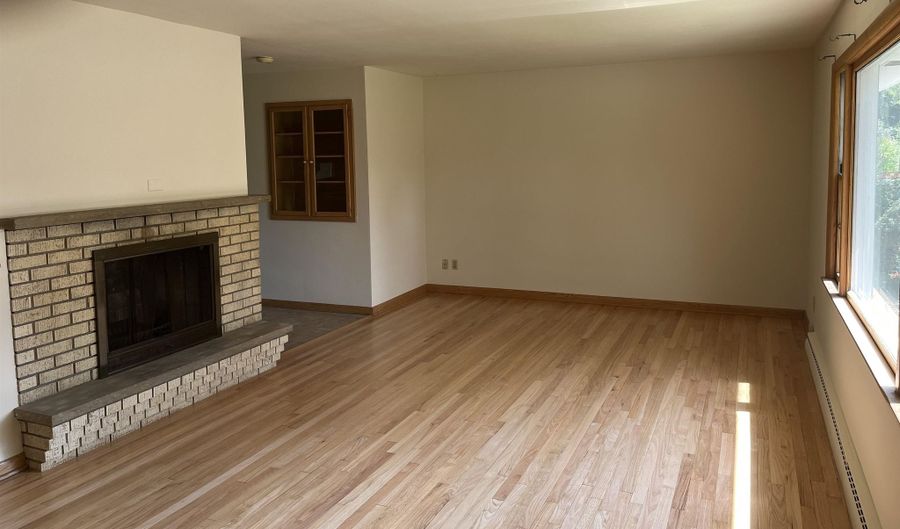 313 S Segoe Rd, Madison, WI 53705 - 3 Beds, 3 Bath