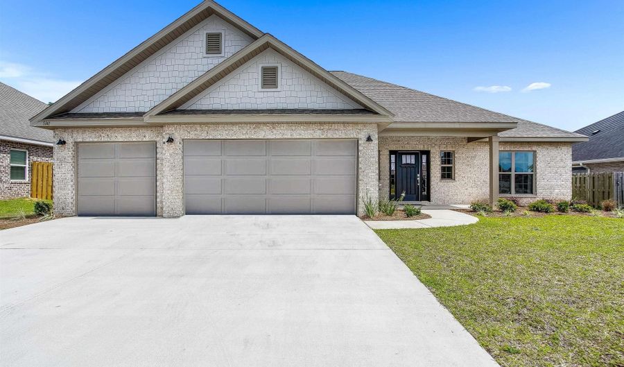 22620 Donahue Rd, Athens, AL 35613 - 4 Beds, 3 Bath