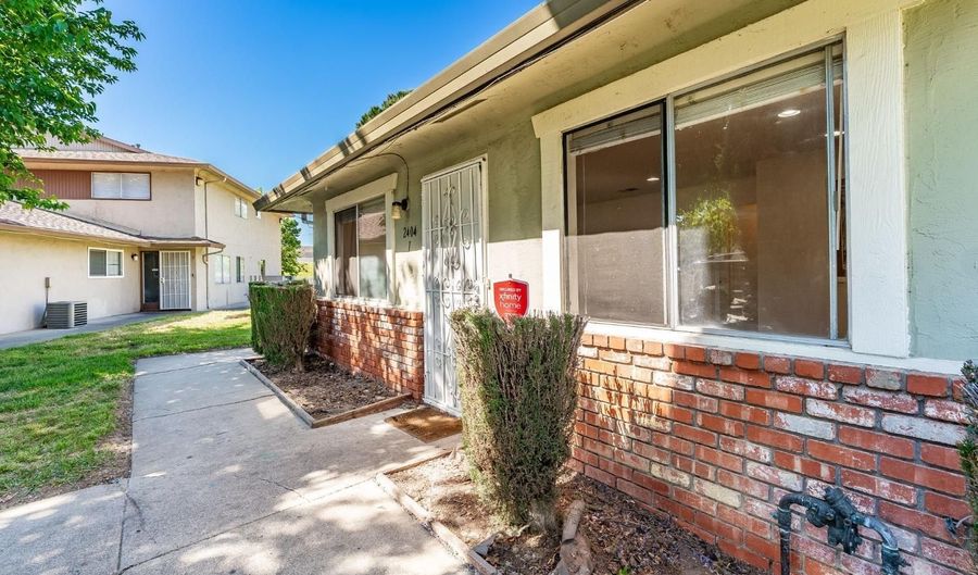 2404 Peppertree Ct Unit: 1, Antioch, CA 94509 - 2 Beds, 1 Bath