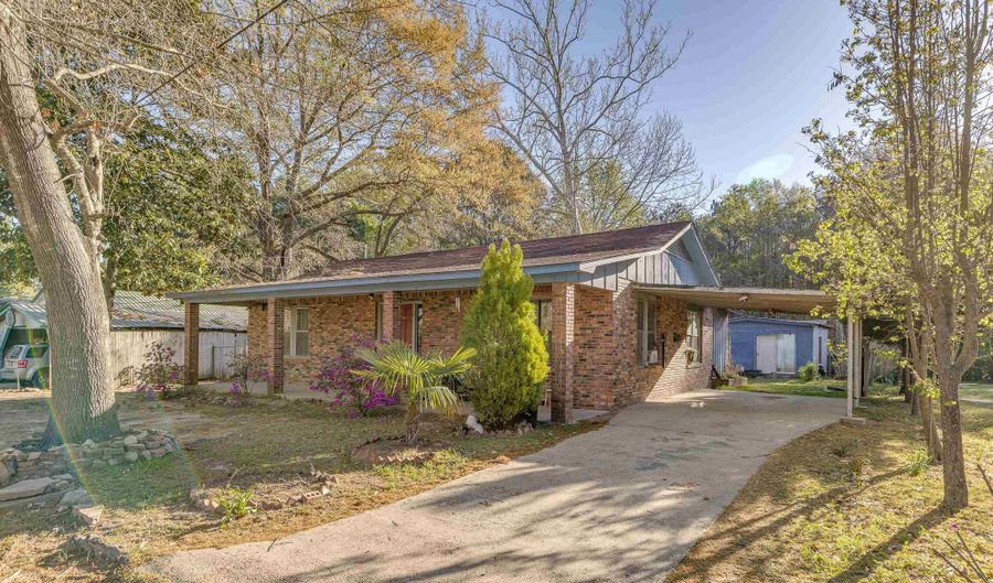 118 MAPLE St, Bernice, LA 71222 - 3 Beds, 2 Bath