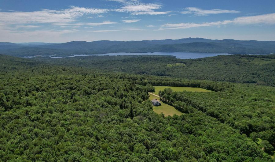 620 Poole Hill Rd, Bridgewater, NH 03222 - 4 Beds, 3 Bath