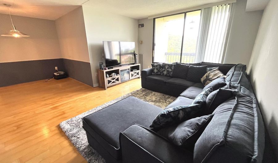 6300 STEVENSON Ave 819, Alexandria, VA 22304 - 1 Beds, 1 Bath