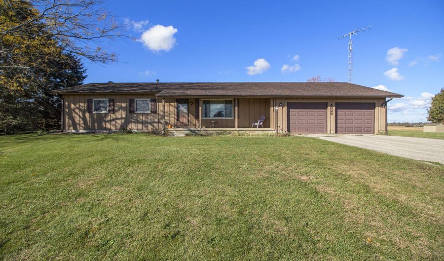 4926 Lima Center Rd, Ann Arbor, MI 48103 - 3 Beds, 2 Bath