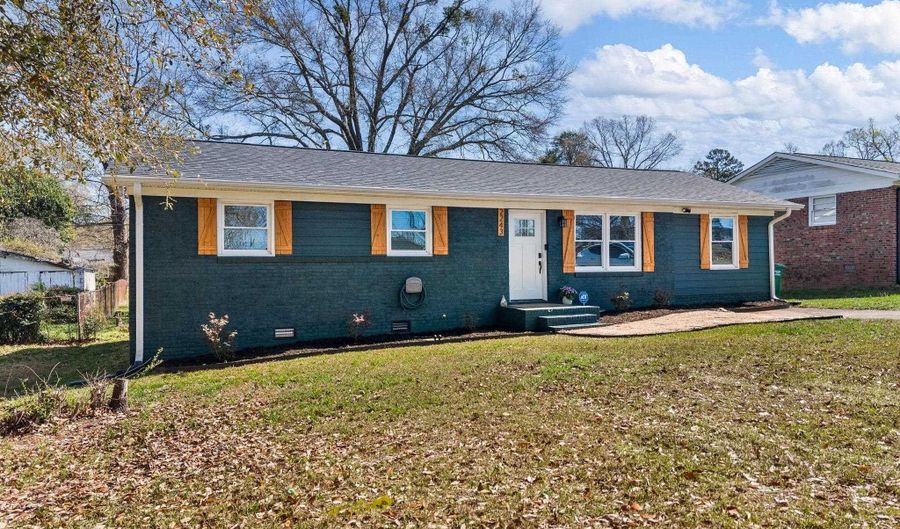 2243 Cannons Campground Rd, Spartanburg, SC 29307 - 3 Beds, 2 Bath