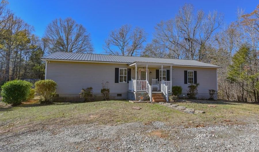 43 Horne Dr, Abbeville, SC 29620 - 3 Beds, 2 Bath