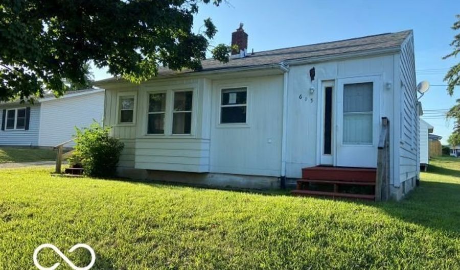 615 E South St, Albion, IN 46701 - 3 Beds, 1 Bath