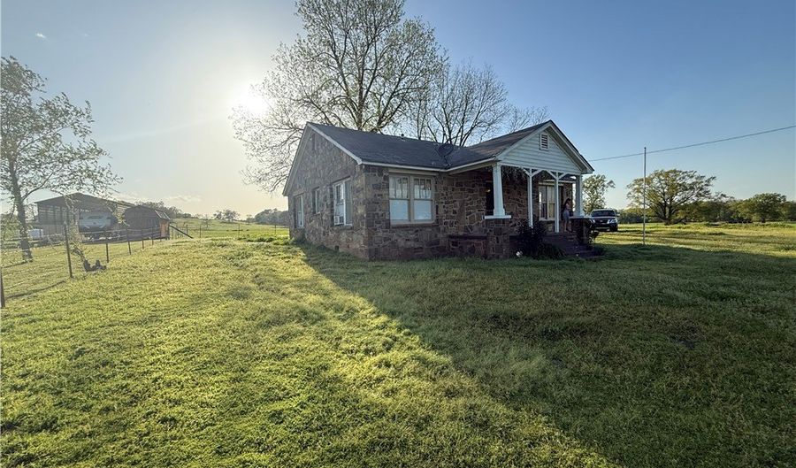 11249 Spring Creek Rd, Belleville, AR 72824 - 3 Beds, 1 Bath