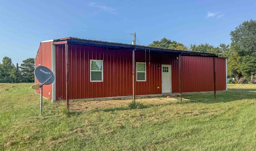 2053 CR 4314, De Kalb, TX 75559 - 2 Beds, 1 Bath