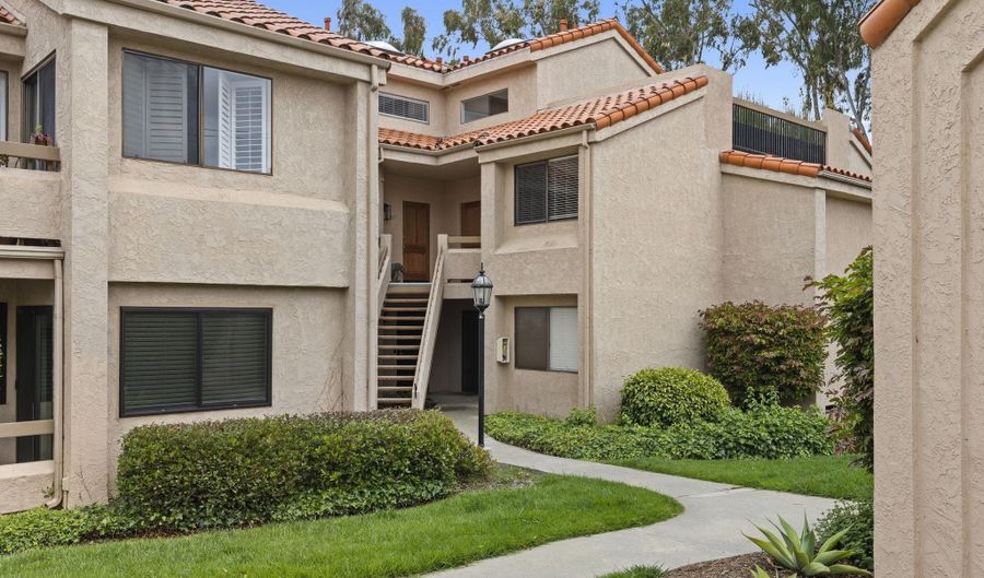 1963 Swallow Ln, Carlsbad, CA 92009 - 2 Beds, 2 Bath