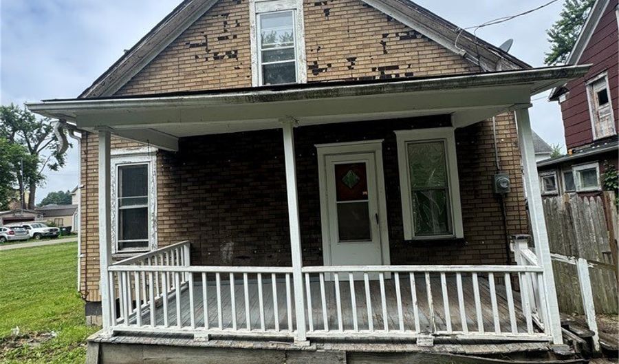 441 Garwood St, Alliance, OH 44601 - 2 Beds, 1 Bath