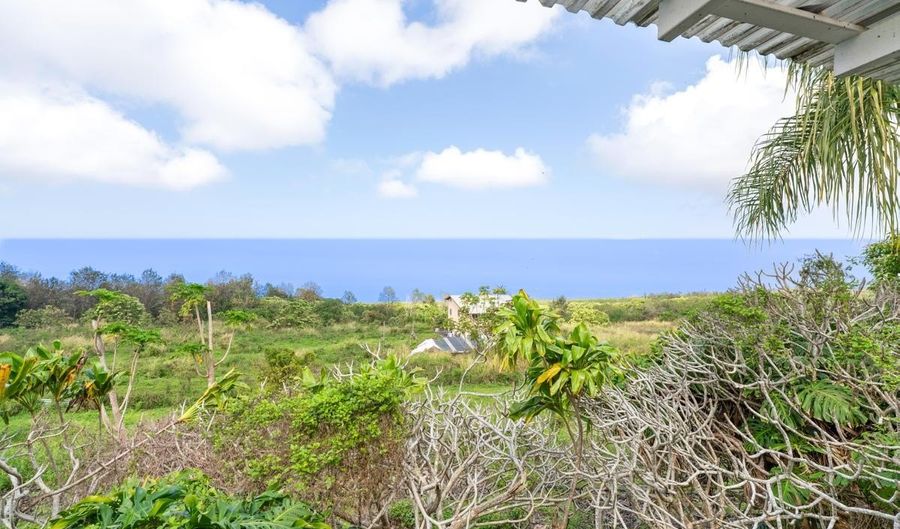 89-725 AINA LANI Pl, Captain Cook, HI 96704 - 2 Beds, 2 Bath