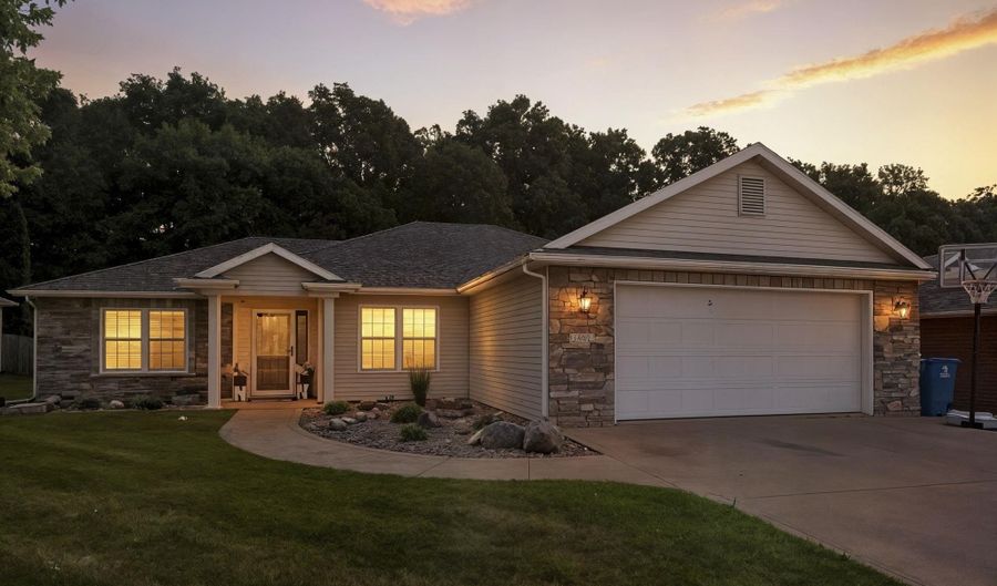 1807 McDermid Ave, Angola, IN 46703 - 3 Beds, 2 Bath