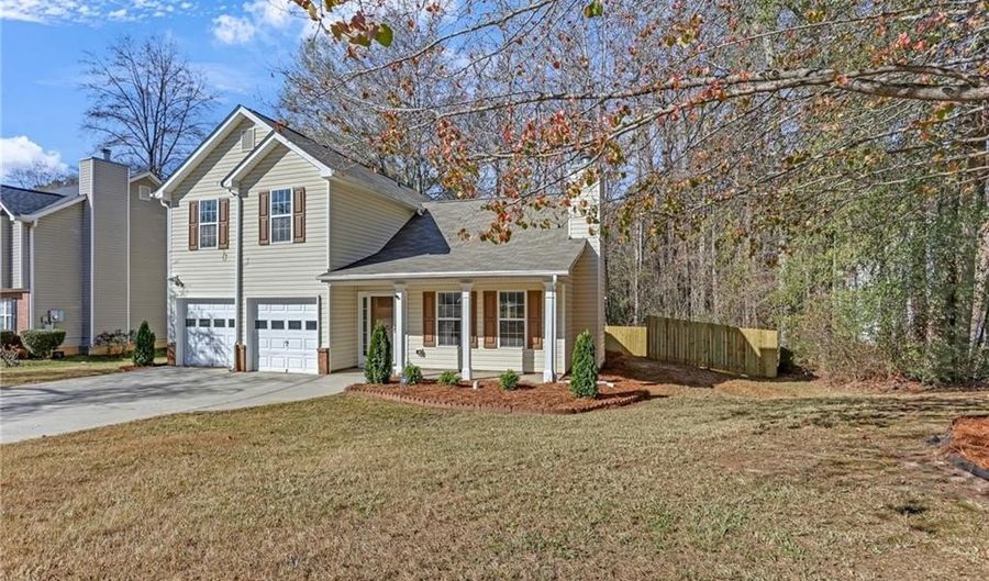 6618 Shady Ridge Ln, Austell, GA 30168 - 4 Beds, 3 Bath