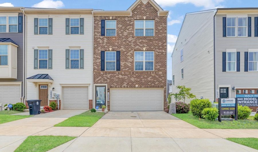 16625 TORTOLA Dr, Accokeek, MD 20607 - 3 Beds, 3 Bath