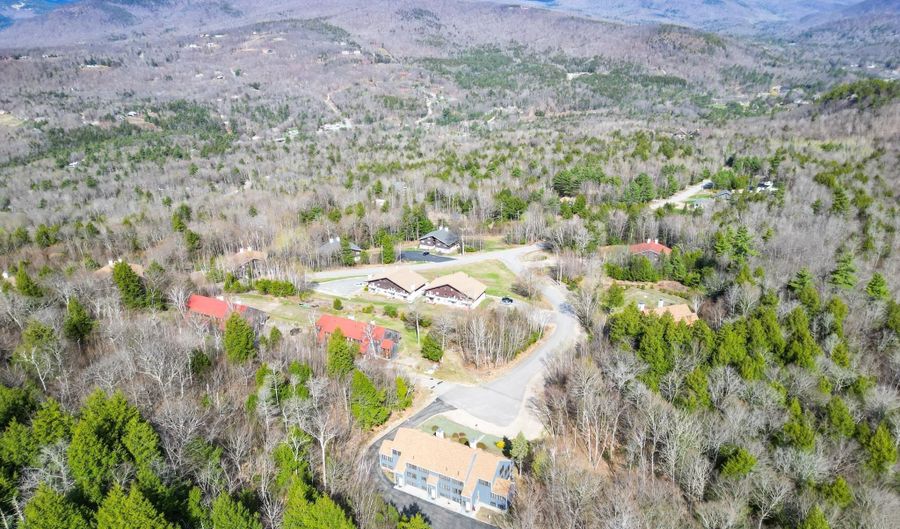 3-2 Mountainview Rd 2, Bartlett, NH 03812 - 2 Beds, 2 Bath