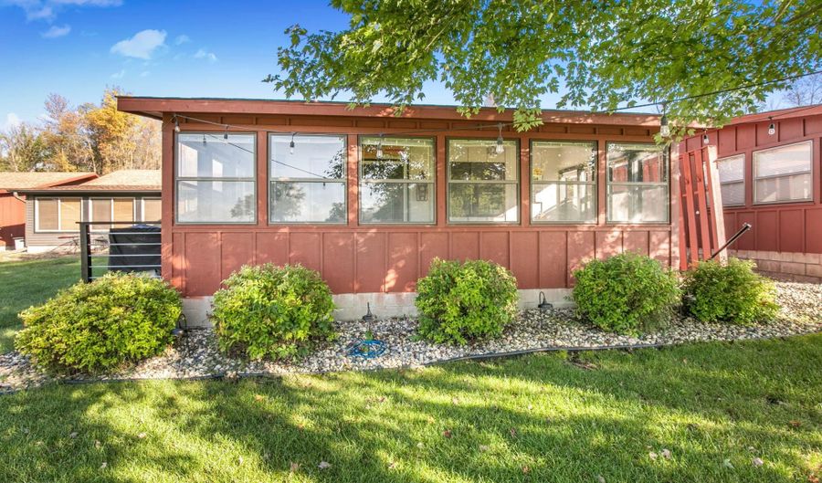 3885 Wahtomin Trl NW, Alexandria, MN 56308 - 2 Beds, 1 Bath