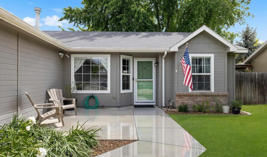 14285 Tara St, Caldwell, ID 83607 - 3 Beds, 2 Bath