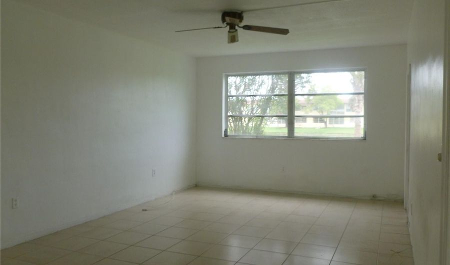 2940 NE 203RD St C102, Aventura, FL 33180 - 1 Beds, 2 Bath