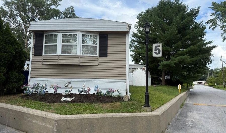 1 Lane 5 Unit 51, Coventry, RI 02816 - 2 Beds, 1 Bath