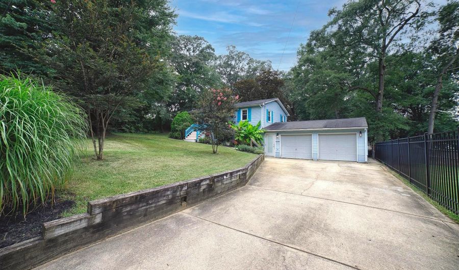 102 BOXWOOD Rd, Annapolis, MD 21403 - 4 Beds, 2 Bath
