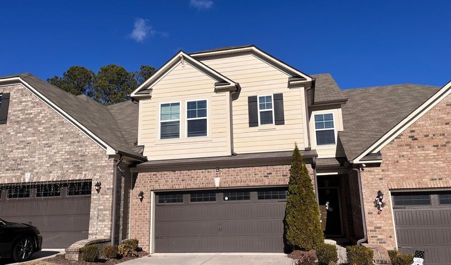 3404 Antler View Dr, Apex, NC 27502 - 3 Beds, 2 Bath