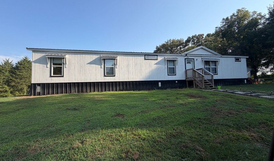 16140 E Sain Rd, Atoka, OK 74525 - 5 Beds, 2 Bath