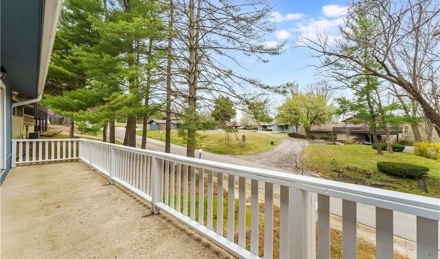 3 Tiffany Ln, Bella Vista, AR 72715 - 3 Beds, 2 Bath