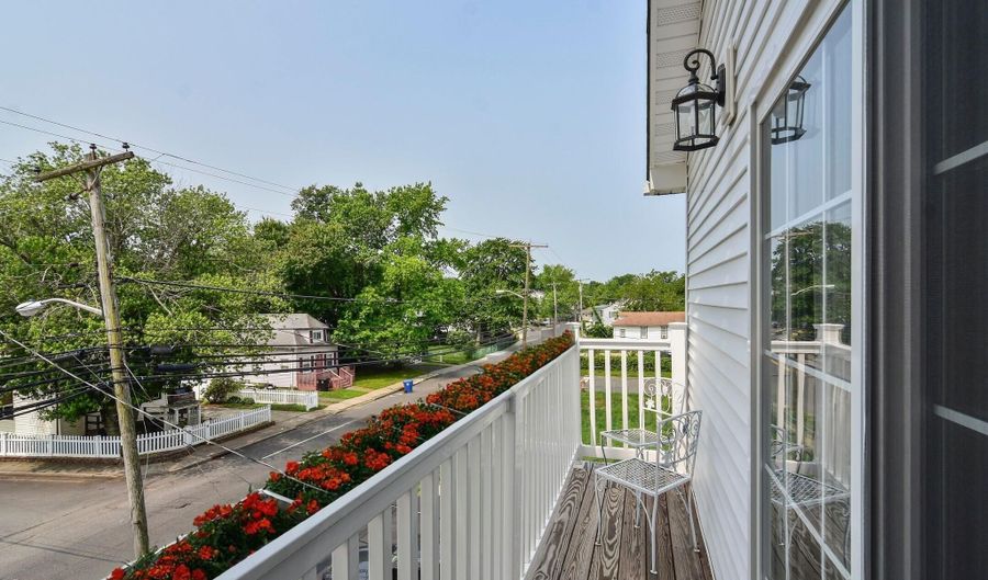 257 Port Monmouth Rd, North Middletown, NJ 07748 - 4 Beds, 3 Bath