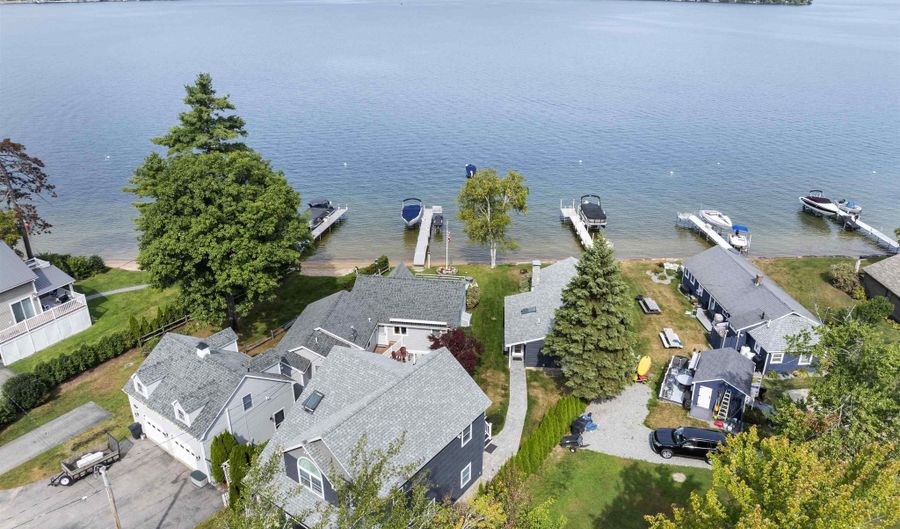 36 Elm St, Alton, NH 03810 - 2 Beds, 2 Bath