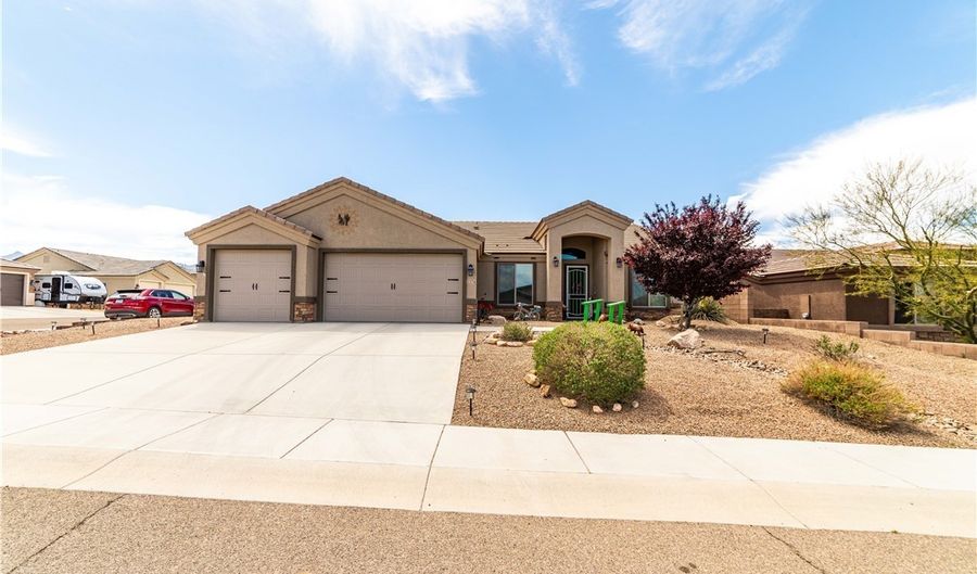 3376 Motherlode Rd, Kingman, AZ 86401 - 4 Beds, 2 Bath