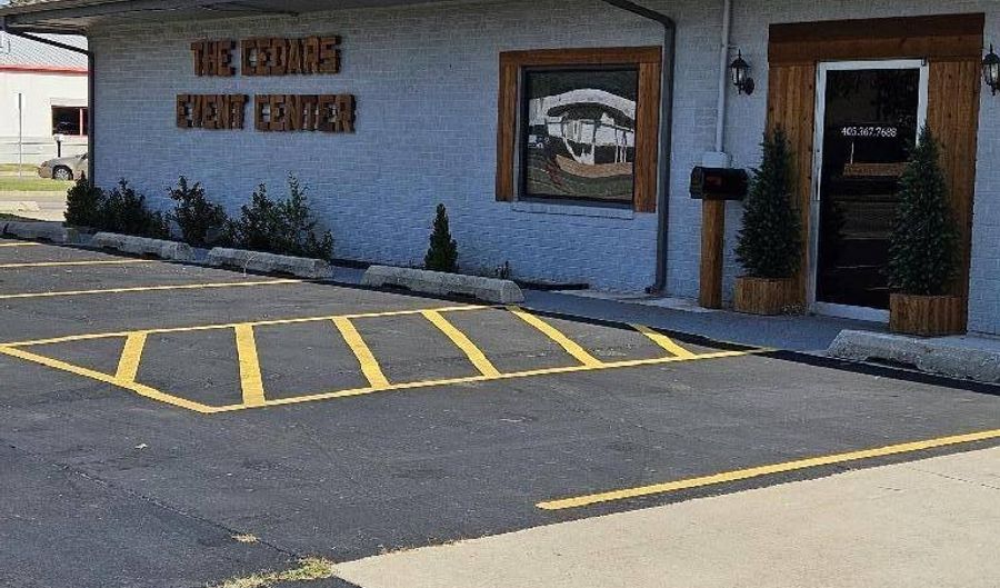 3230 N Rockwell Ave, Bethany, OK 73008 - 0 Beds, 7 Bath