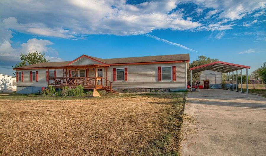 11727 Haven Ests, Adkins, TX 78101 - 4 Beds, 2 Bath