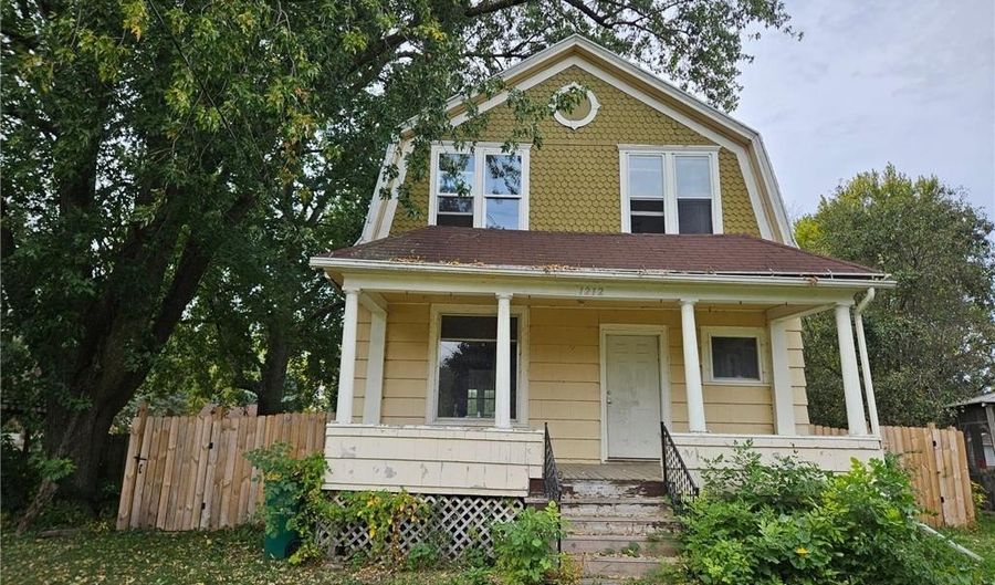 1212 Saint Joseph Ave, Albert Lea, MN 56007 - 3 Beds, 1 Bath