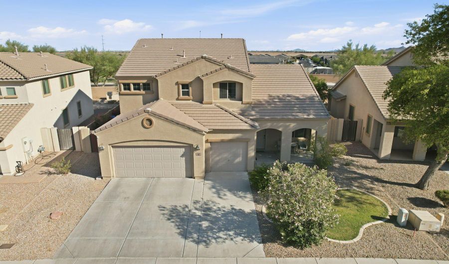 278 S SAN LUIS REY Trl, Casa Grande, AZ 85194 - 5 Beds, 4 Bath