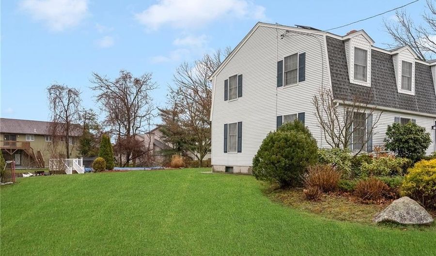 6 Lake Dr, North Providence, RI 02904 - 5 Beds, 3 Bath