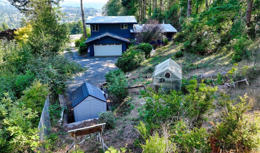 97639 MARINA HEIGHTS Loop, Brookings, OR 97415 - 3 Beds, 3 Bath