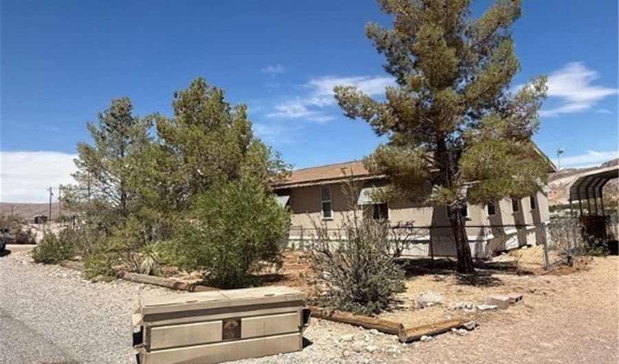 400 E Ave, Beatty, NV 89003 - 3 Beds, 2 Bath