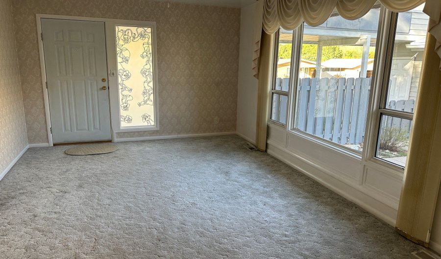 1048 ELM, Brigham City, UT 84302 - 5 Beds, 2 Bath