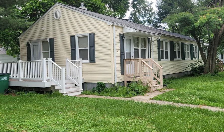 7 ABERDEEN Ave, Aberdeen, MD 21001 - 3 Beds, 1 Bath